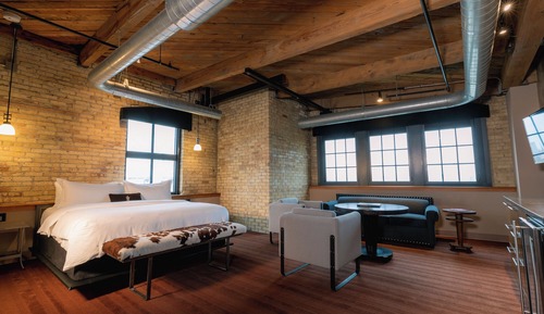 Premium Studio Suite, City View