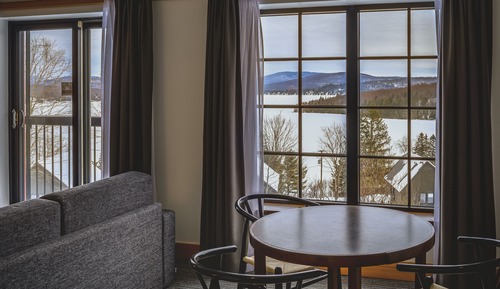 Duchesnay Suite with 1 King Bed & Lake View