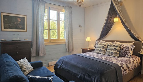 Deluxe Room, 1 Queen Bed
