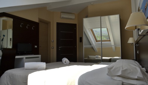 Design Penthouse, 1 Queen Bed