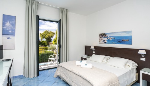 Superior Double Room, 1 Queen Bed, Balcony
