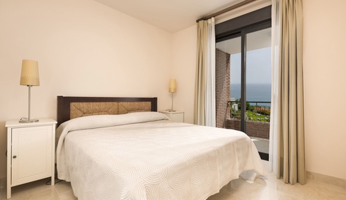 Luxury Apartment, 2 Bedrooms, Terrace, Partial Sea View