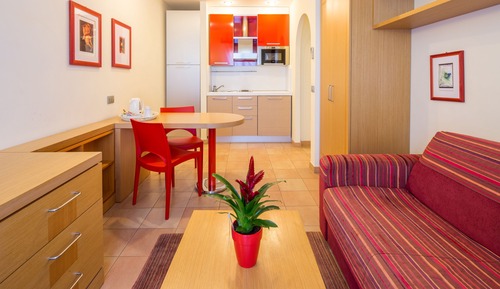 Studio, 1 Bedroom