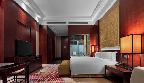 Executive Room, 1 King Bed, Business Lounge Access
