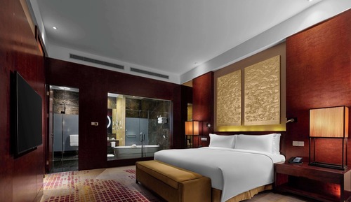 Premier Suite