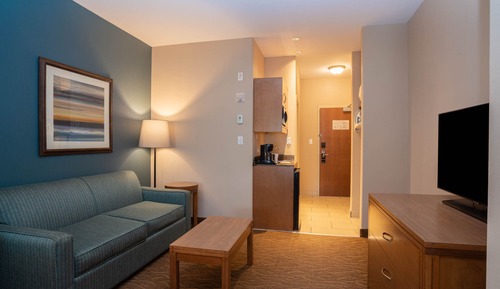 Standard Room, 2 Queen Beds with Sofa bed