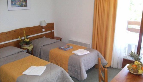 Twin Room (2 Pers)