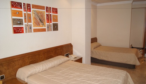Standard Room, 2 Twin Beds