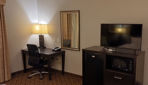 Suite, 1 King Bed, Non Smoking