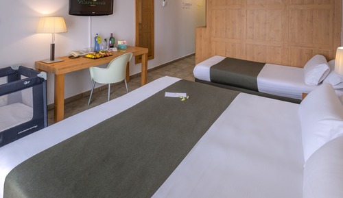 Comfort Triple Room, Garden View