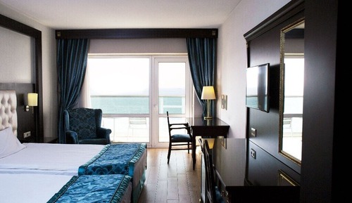 Standard Twin Room, Sea View
