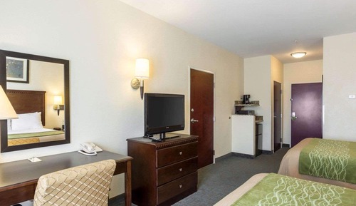 Standard Room, 2 Queen Beds, Non Smoking