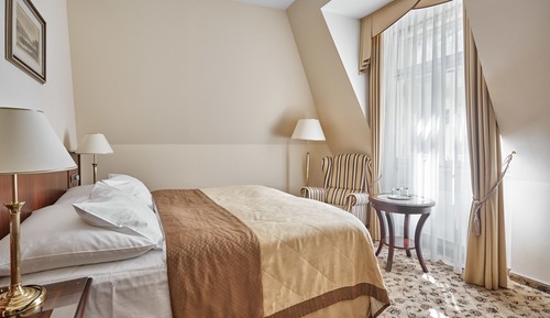Superior Double Room (air conditioning)