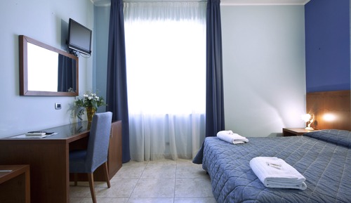 Basic Double Room, 1 Double Bed