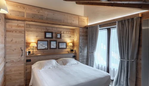 Suite, Hot Tub (Rocher, Sauna)