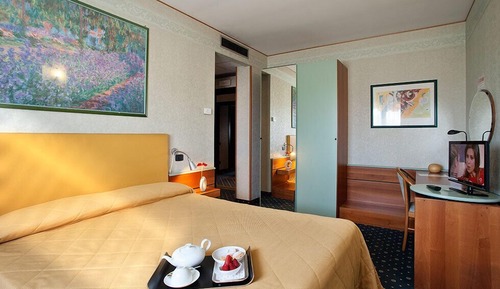 Double Room Single Use