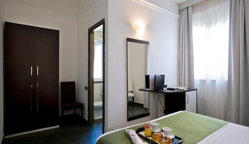Single Room