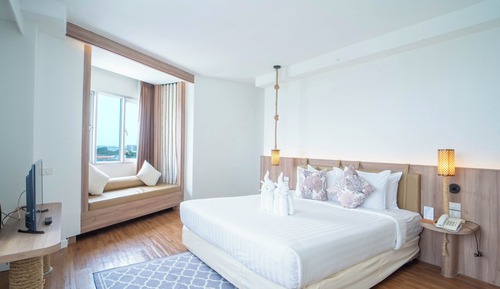 VIP Suite Room