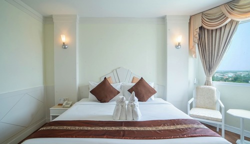 Executive Room