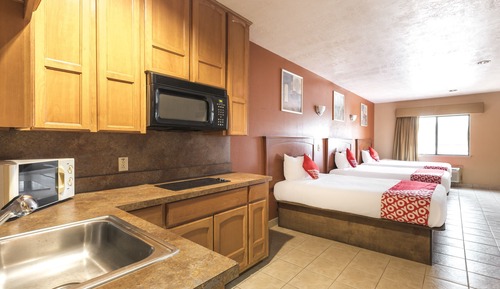 Room, Multiple Beds