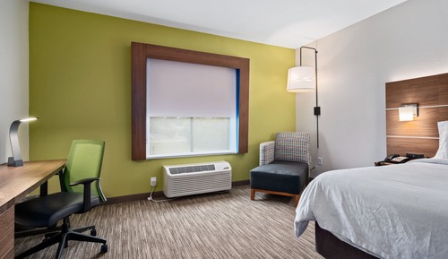 Standard Room, 1 King Bed