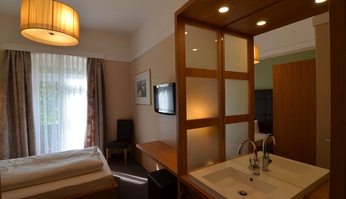 Single Room, 1 Twin Bed, Mountainside