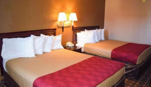 Room, 2 Queen Beds, Non Smoking