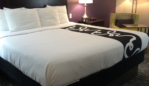 Room, 1 King Bed, Non Smoking