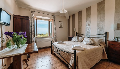 Deluxe Double Room (Camera 11)