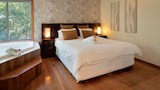 House, 2 Bedrooms, Lake View