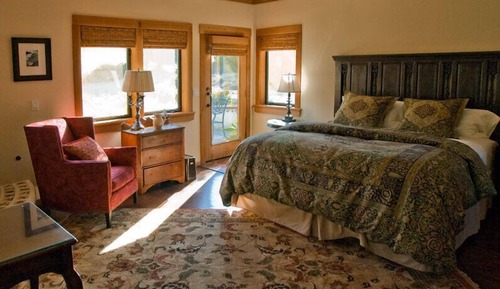 Premium Suite, 1 King Bed with Sofa bed