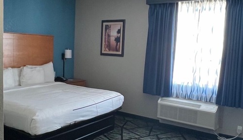 Deluxe Room, 1 King Bed, Non Smoking
