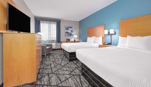 Room, 2 Queen Beds, Non Smoking