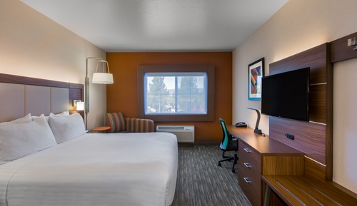 Standard Room, 1 King Bed, Transfer Shower (Communications)