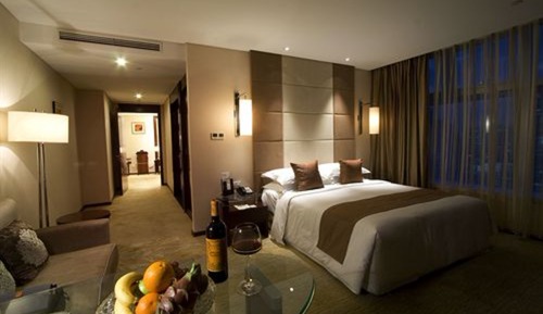 Deluxe Room, 1 King Bed