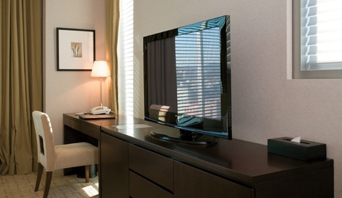 Deluxe Room, 1 King Bed, Non Smoking, Refrigerator