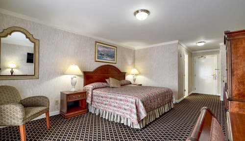 Val Kill Deluxe Room 1 King Bed
