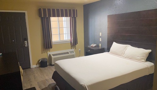 Room, 1 Queen Bed