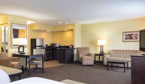 Suite, Two Queen Beds, Non-Smoking