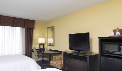 Room, 2 Queen Beds, Accessible, Non Smoking