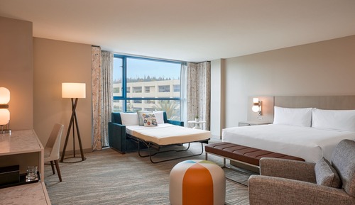 Junior Suite, 1 King Bed with Sofa bed