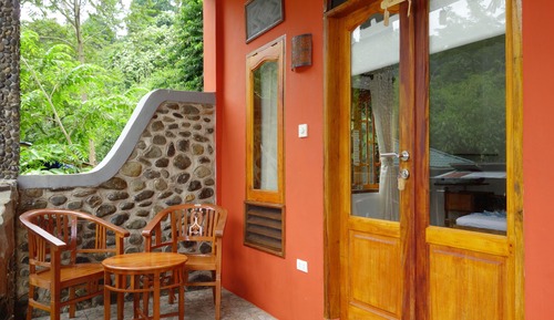 Deluxe Double Room, 1 King Bed with Sofa bed, Non Smoking