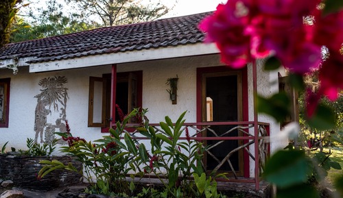 #3 Red House Cabana- 2 beds