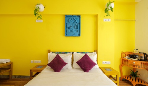 Economy Room