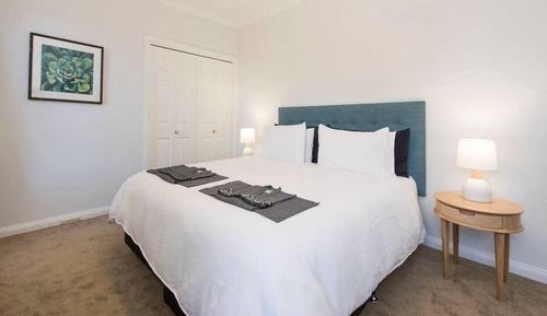 Stags Head Retreat
