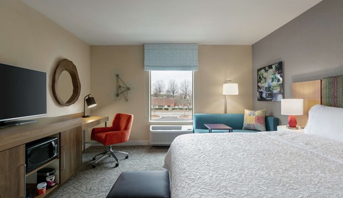Room, 1 King Bed, Accessible (Hearing)
