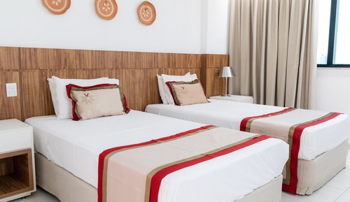 Deluxe Suite (Twin)