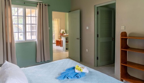 Comfort Cottage, 1 King Bed, Garden View