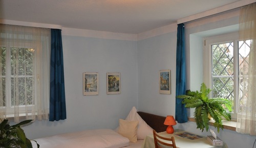 Classic Twin Room