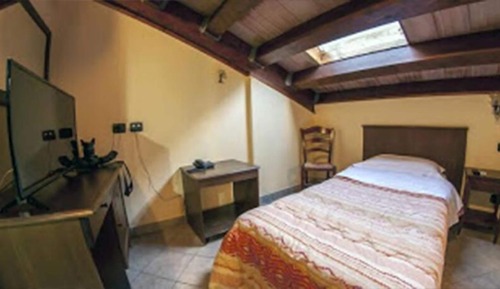 Economy Single Room